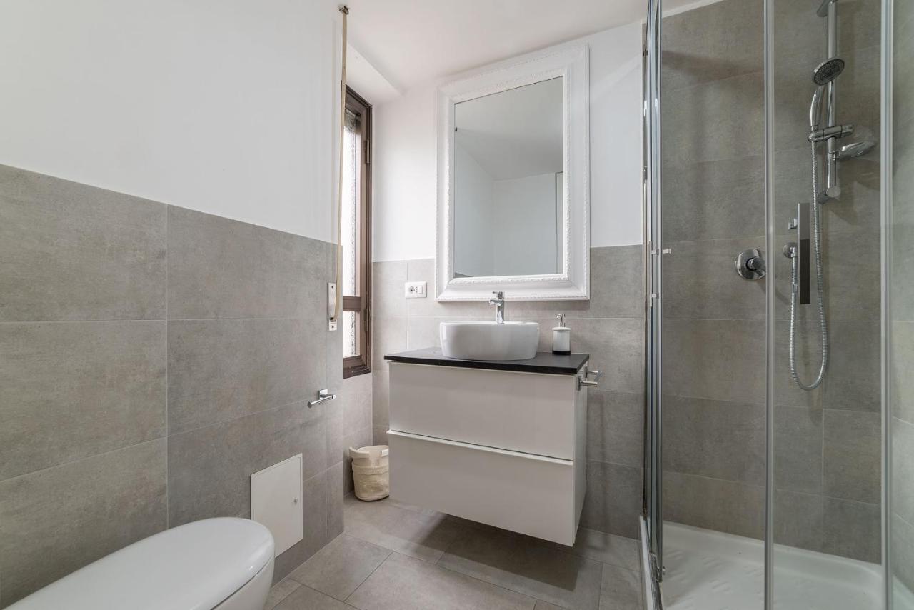 Sant'Angelo Modern Apartment Rome Exterior photo